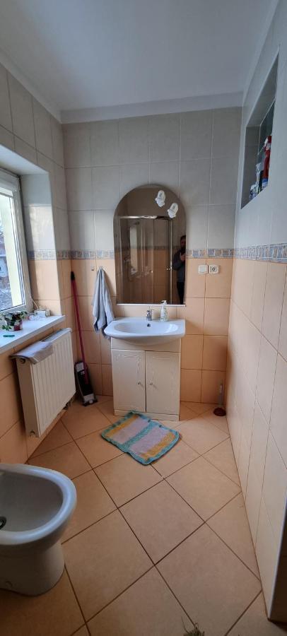 Apartament W Komornikach كومبرينيكي المظهر الخارجي الصورة